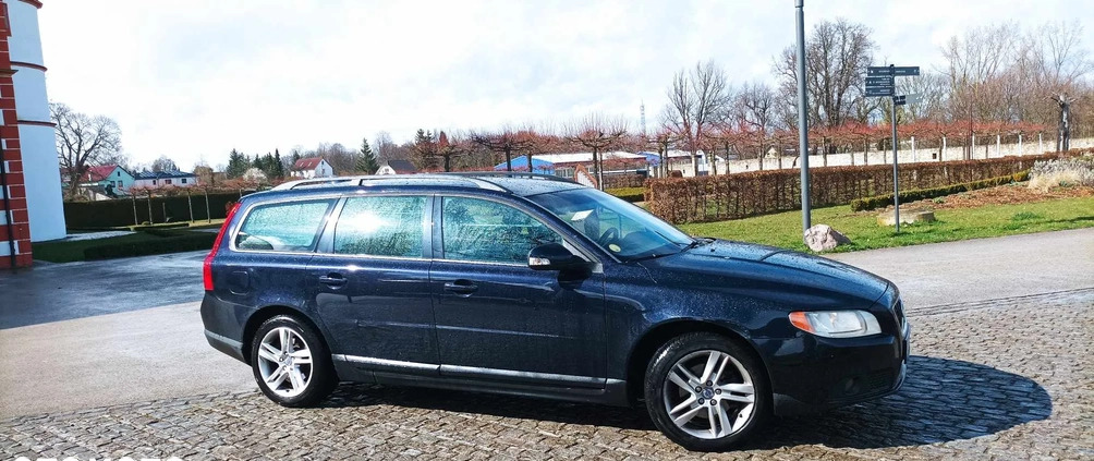 Volvo V70 cena 20500 przebieg: 399000, rok produkcji 2009 z Zdzieszowice małe 92